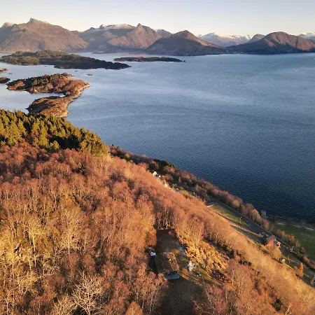 Bregnehytte Holiday home Leikanger (More og Romsdal)