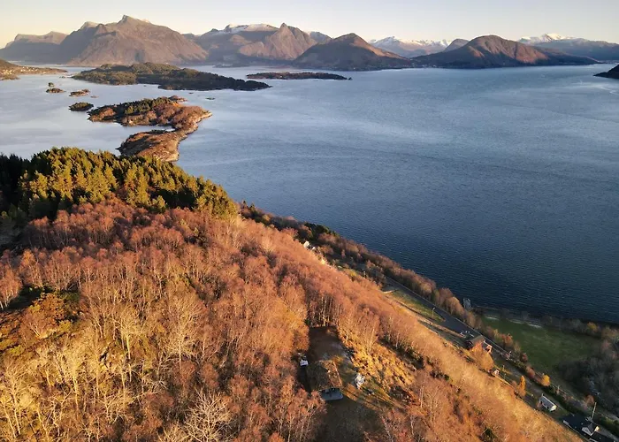 Bregnehytte Feriehus Leikanger (More og Romsdal)
